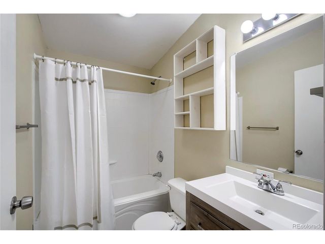 120 Blue Spruce Rd, Black Hawk, CO 80422