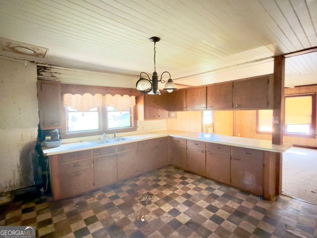 4558 Martha Berry Highway NE, Rome, GA 30165
