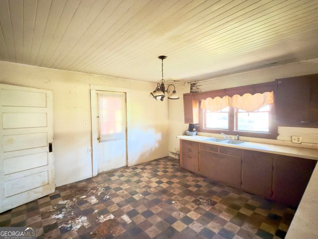 4558 Martha Berry Highway NE, Rome, GA 30165