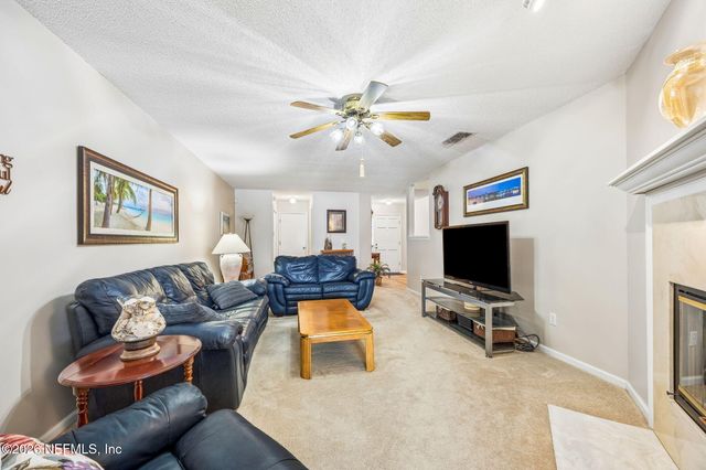 4071 LAURELWOOD Drive, Jacksonville, FL 32257