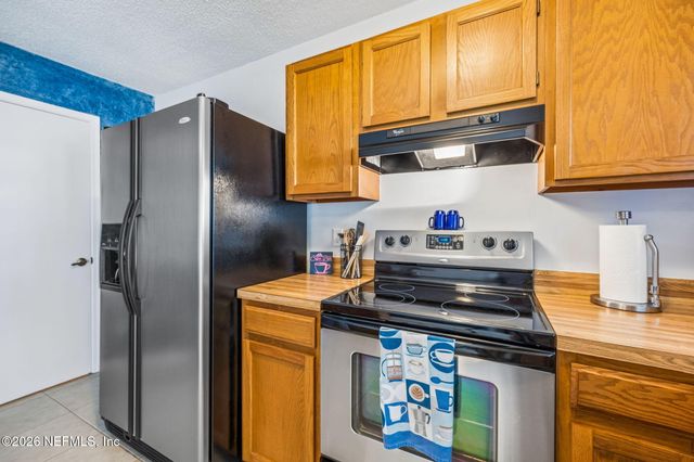 4071 LAURELWOOD Drive, Jacksonville, FL 32257