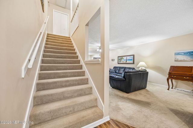 4071 LAURELWOOD Drive, Jacksonville, FL 32257
