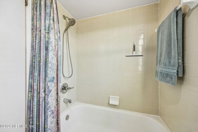 4071 LAURELWOOD Drive, Jacksonville, FL 32257