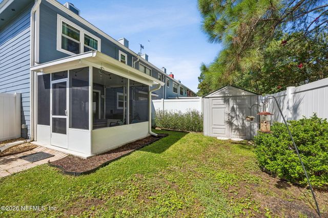 4071 LAURELWOOD Drive, Jacksonville, FL 32257