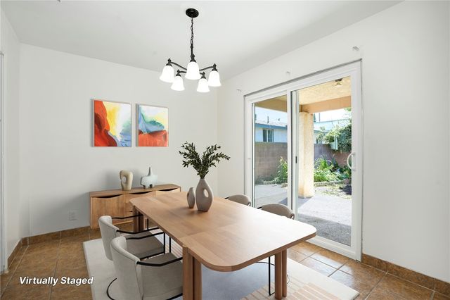 11925 Truro Avenue, Hawthorne, CA 90250