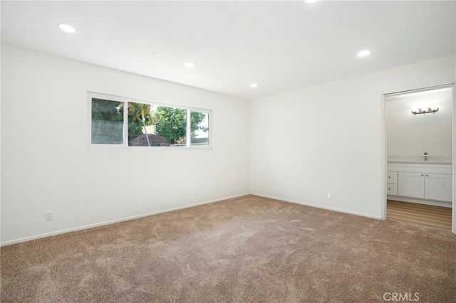 11925 Truro Avenue, Hawthorne, CA 90250