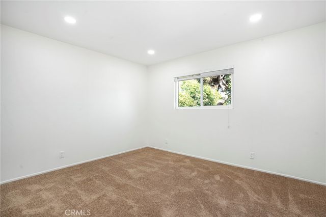 11925 Truro Avenue, Hawthorne, CA 90250
