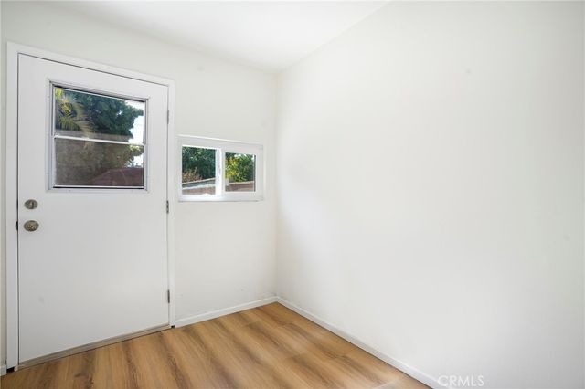 11925 Truro Avenue, Hawthorne, CA 90250