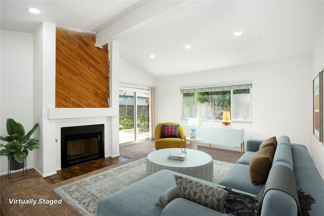 11925 Truro Avenue, Hawthorne, CA 90250