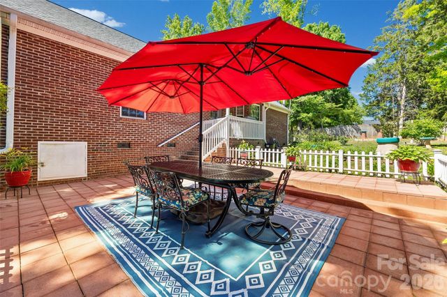 208 Victoria Circle, York, SC 29745