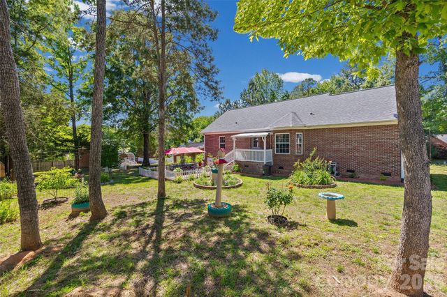 208 Victoria Circle, York, SC 29745