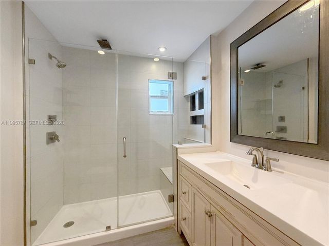 6331 SW 35th St, Miramar, FL 33023