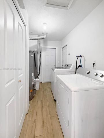 6331 SW 35th St, Miramar, FL 33023