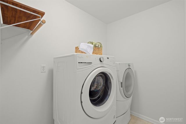 1717 100th Avenue NE, Bellevue, WA 98004