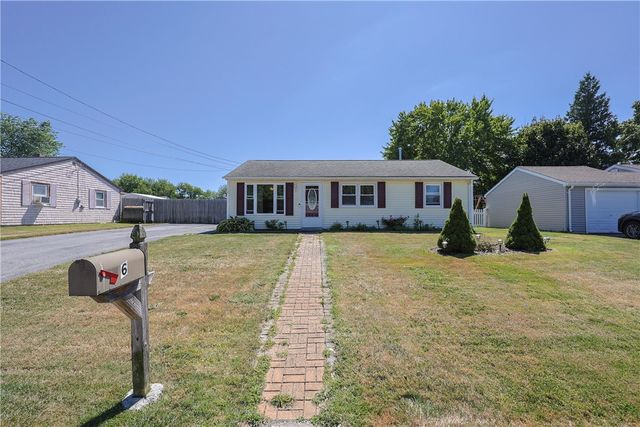 6 Scott Lane, Bristol, RI 02809