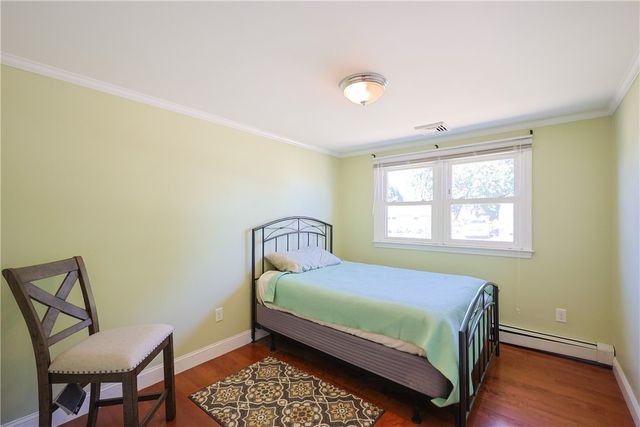 6 Scott Lane, Bristol, RI 02809