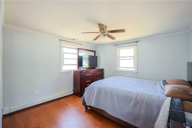 6 Scott Lane, Bristol, RI 02809