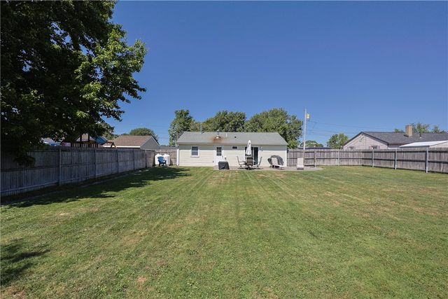 6 Scott Lane, Bristol, RI 02809