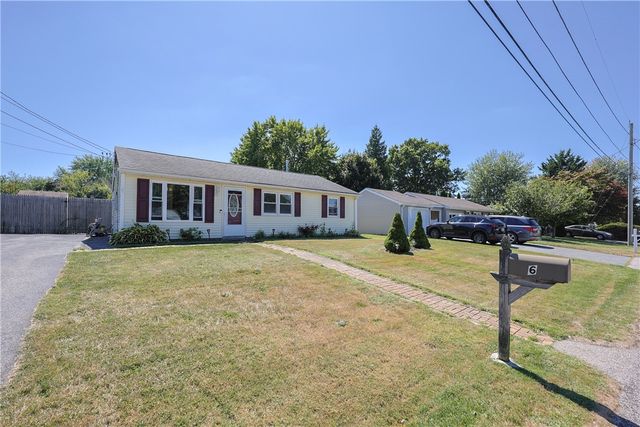 6 Scott Lane, Bristol, RI 02809