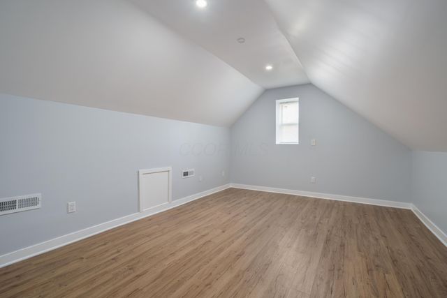 1472 S Champion Avenue, Columbus, OH 43207