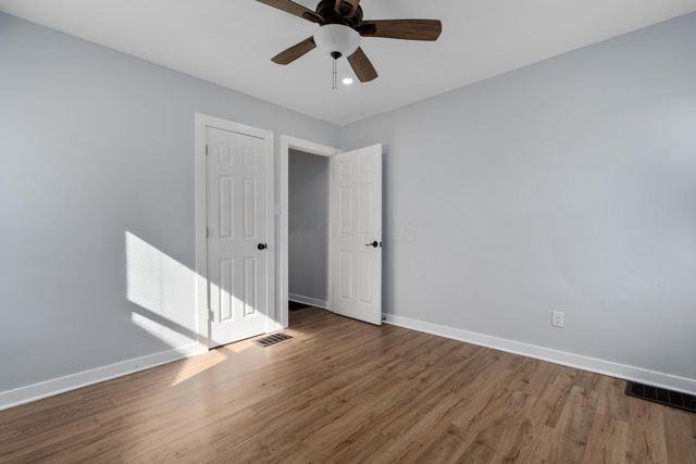 1472 S Champion Avenue, Columbus, OH 43207