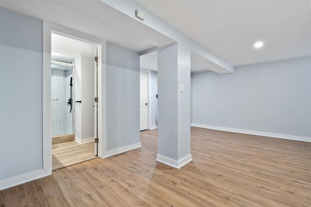 1472 S Champion Avenue, Columbus, OH 43207