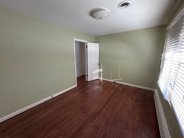 2300 Landwehr Road, Northbrook, IL 60062