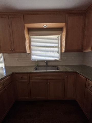 2300 Landwehr Road, Northbrook, IL 60062