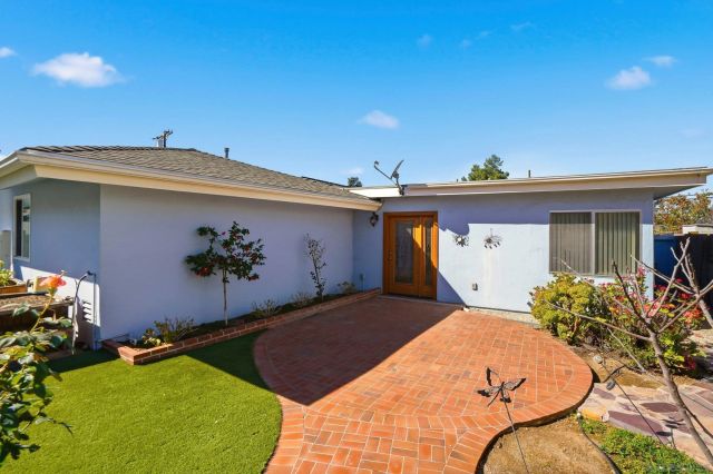 6110 Romany Dr, San Diego, CA 92120