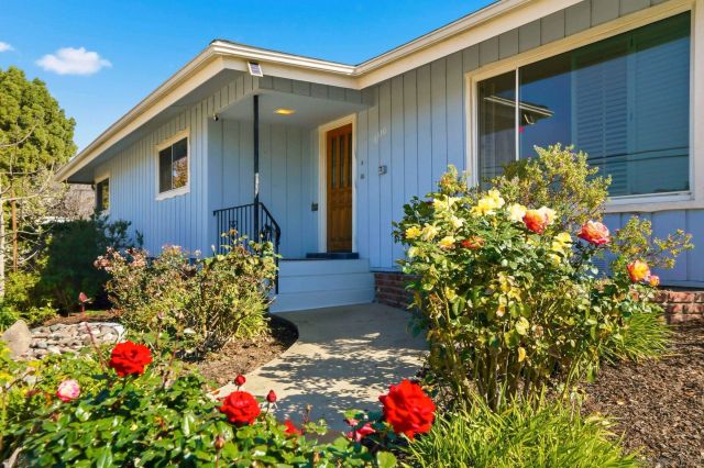 6110 Romany Dr, San Diego, CA 92120