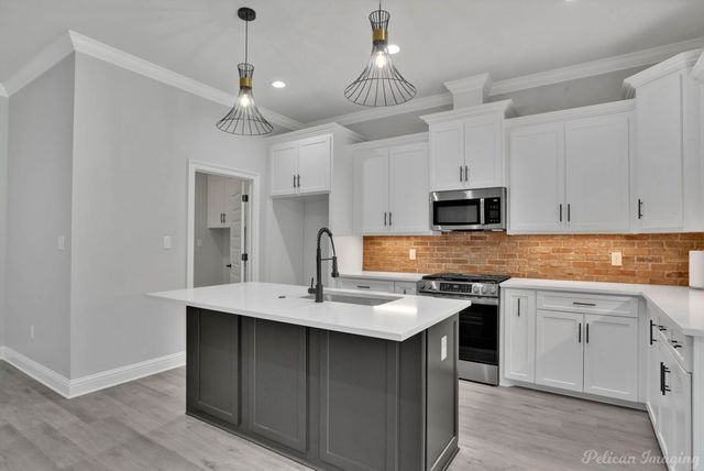 8142 MYRTLEWOOD Drive, Greenwood, LA 71033