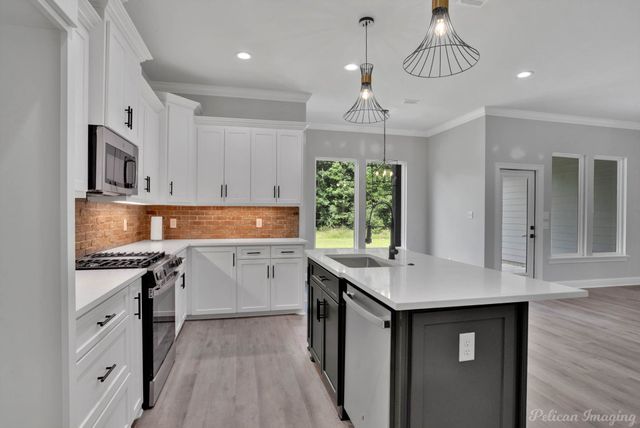 8142 MYRTLEWOOD Drive, Greenwood, LA 71033