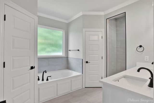 8142 MYRTLEWOOD Drive, Greenwood, LA 71033