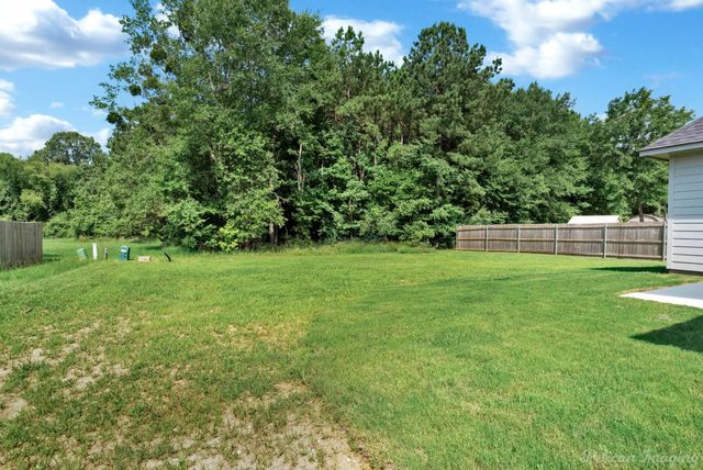 8142 MYRTLEWOOD Drive, Greenwood, LA 71033