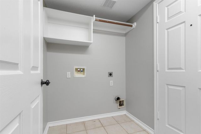 19111 Hayden Wood Drive, Tomball, TX 77375