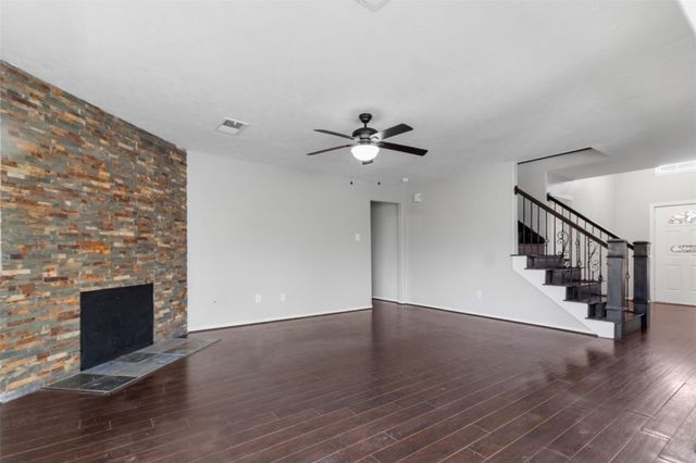 19111 Hayden Wood Drive, Tomball, TX 77375