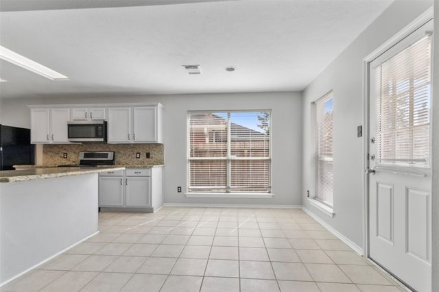 19111 Hayden Wood Drive, Tomball, TX 77375