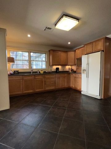 401 Quarry Road, Russellville, AR 72802