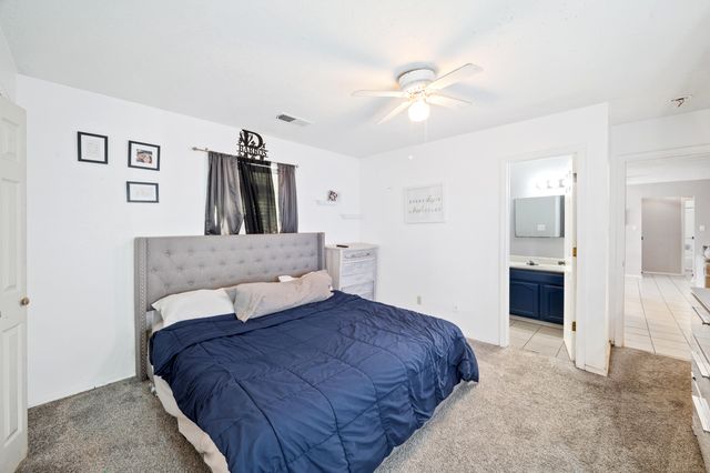 1024 93rd Street SW, Albuquerque, NM 87121