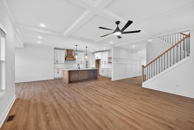 1348 Angus Trail, Lexington, KY 40509