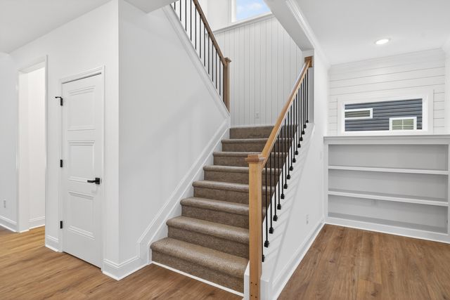 1348 Angus Trail, Lexington, KY 40509