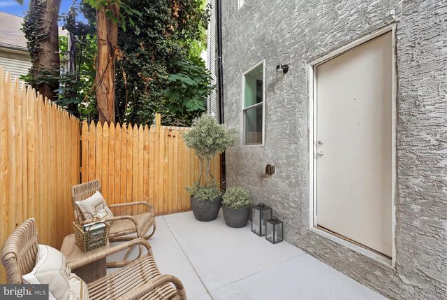 1530 CATHARINE ST, Philadelphia, PA 19146