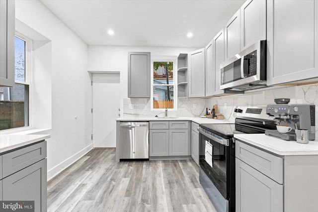 1530 CATHARINE ST, Philadelphia, PA 19146