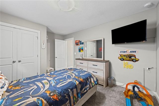 23504 E 11th Terrace S, Independence, MO 64056