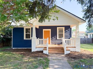212 Norfolk Ave, Colonial Heights, VA 23834