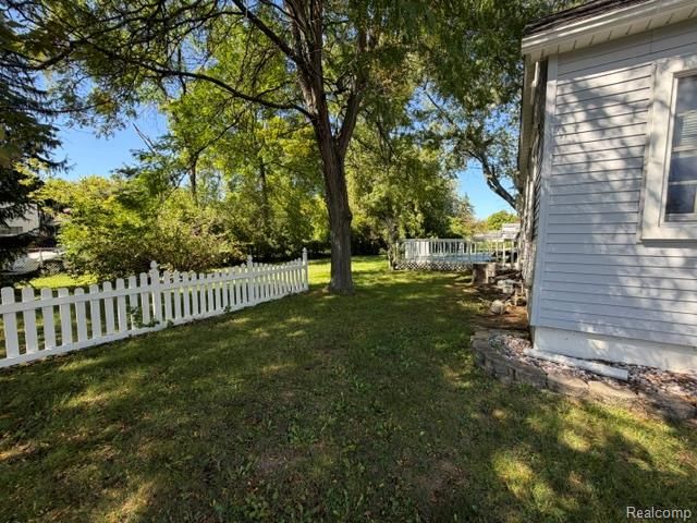 18615 Martin Road, Roseville, MI 48066