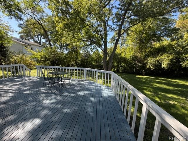 18615 Martin Road, Roseville, MI 48066
