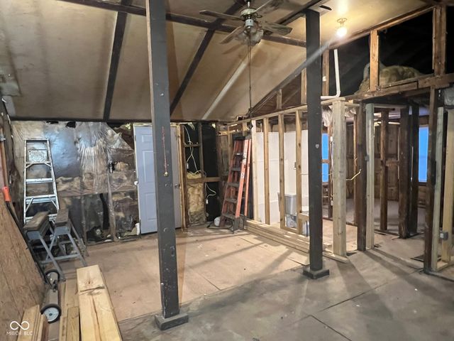 467 Dawson Street, Columbus, IN 47201