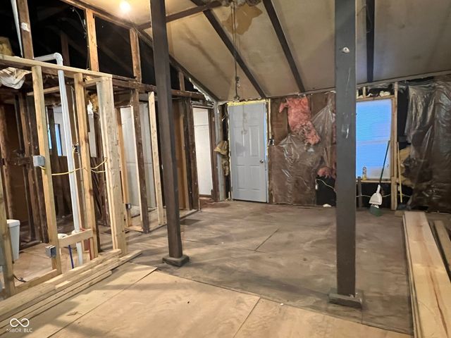 467 Dawson Street, Columbus, IN 47201