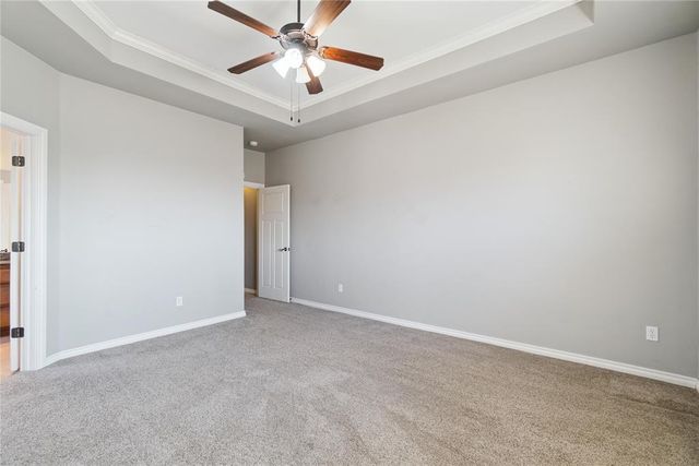 712 Woods Way, Moore, OK 73160